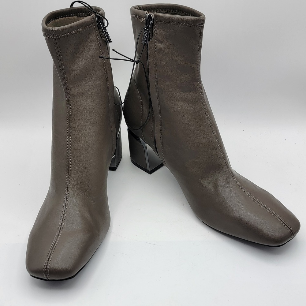 DKNY Chiara Mushroom Taupe Square Toe Block Heel Ankle Boots Womens 9.5M